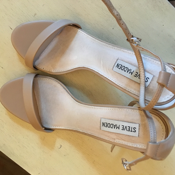 Steve Madden Stecy Heels, size 10 - Picture 2 of 8